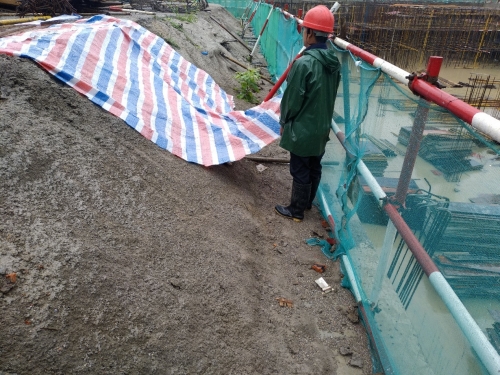 【防汛直击】防汛 | 风里雨里，九游会j9网站一直守在这里！