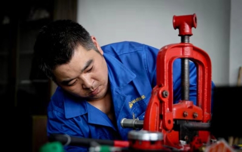 【企业荣誉】这些九游会j9网站首页-九游会官网j9人，以“工匠精神”铸造匠心品质