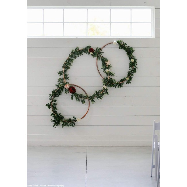  6 ft Boxwood Green Garland, Artificial Greenery, Everyday Garland, Perfect for Weddings, Fireplace Mantels, Dining and Living Rooms