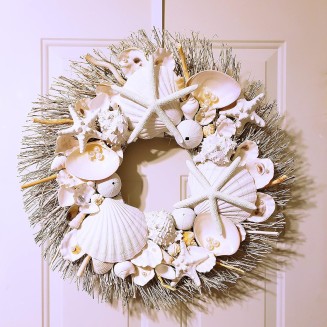 20" Seashell Wreath on Twig with Large Scallops, Star Fish, & Sea Urchins in 5 Variations