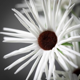  White Daisy Stem, 38-Inch Artificial Fake Flower, Lifelike Centerpiece for Home, Office, Weddings and Gifts Décor